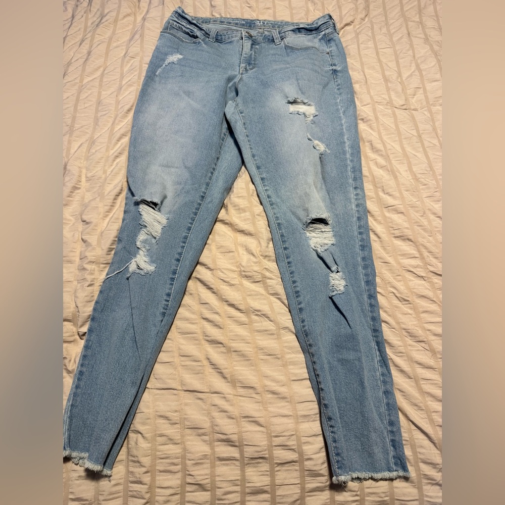 Style & Co. Women's Light Blue Distressed Skinny Jeans